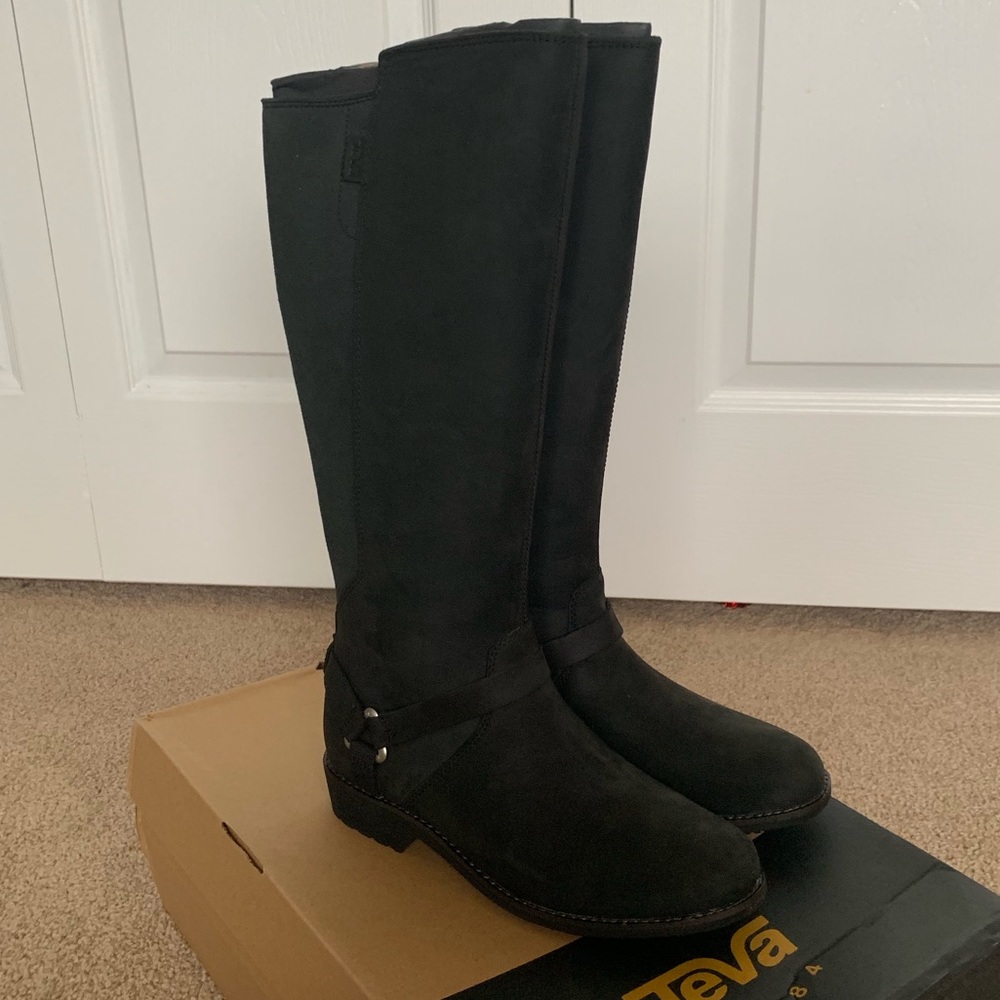 Teva De La Vina Dos Tall Black NWT